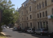 Satılır 3 otaqlı 85 m2 köhnə tikili Gənclik m.