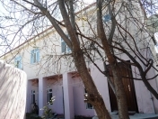 Satılır 8 otaqlı 200 m2 həyət evi Azadlıq prospekti m.