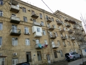 Satılır 3 otaqlı 75 m2 köhnə tikili Bayıl parkı