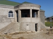 Satılır 6 otaqlı 1600 m2 həyət evi Binə