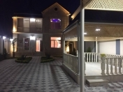 Satılır 5 otaqlı 200 m2 həyət evi Masazır