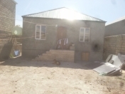 Satılır 3 otaqlı 90 m2 həyət evi Binə