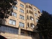 Satılır 2 otaqlı 60 m2 yeni tikili Gənclik m.