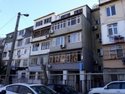 Satılır 2 otaqlı 55 m2 köhnə tikili Hüseyn Cavid parkı