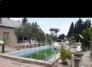 Satılır 3 otaqlı 2400 m2 bağ evi Novxanı