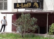 Satılır 2 otaqlı 72 m2 obyekt Şah İsmayıl Xətai m.