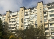 Satılır 4 otaqlı 135 m2 köhnə tikili 8 mkr