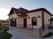 Satılır 4 otaqlı 150 m2 bağ evi World Business Center