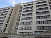 Satılır 3 otaqlı 92 m2 köhnə tikili Gənclik m.