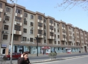 İcarəyə verilir 2 otaqlı 47 m2 köhnə tikili Ayna Sultanova heykəli