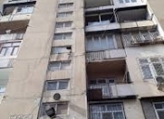 Satılır 4 otaqlı 100 m2 köhnə tikili Bakıxanov