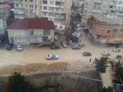 Satılır 2 otaqlı 60 m2 köhnə tikili İnşaatçılar m.