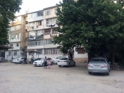 Satılır 2 otaqlı 60 m2 köhnə tikili 8 mkr