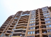 Satılır 4 otaqlı 186 m2 yeni tikili Elmlər Akademiyası m.