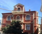 Satılır 8 otaqlı 700 m2 villa Tibb Universiteti