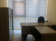 Satılır 6 otaqlı 186 m2 ofis Babək Plaza