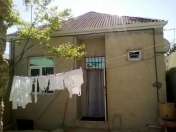 Satılır 3 otaqlı 90 m2 həyət evi Bakıxanov