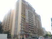 Satılır 4 otaqlı 178 m2 yeni tikili Elmlər Akademiyası m.