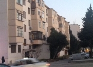 Satılır 3 otaqlı 60 m2 köhnə tikili Zərifə Əliyeva adına park