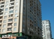 Satılır 4 otaqlı 185 m2 yeni tikili 1 mkr