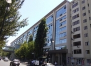 Satılır 3 otaqlı 80 m2 köhnə tikili Ayna Sultanova heykəli