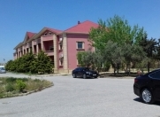 İcarəyə verilir 52 otaqlı 1500 m2 obyekt Qaradağ r.