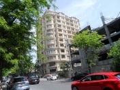 Satılır 4 otaqlı 120 m2 obyekt Yasamal r.