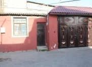 Satılır 3 otaqlı 130 m2 həyət evi Əhmədli m.