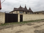 Satılır 5 otaqlı 8 m2 bağ evi Quba