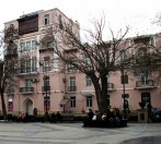 Satılır 1 otaqlı 20 m2 köhnə tikili Axundov bağı