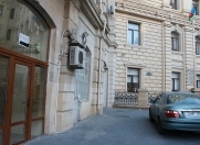 İcarəyə verilir 3 otaqlı 168 m2 obyekt Azneft meydanı