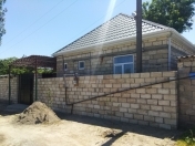 Satılır 3 otaqlı 100 m2 həyət evi Xaçmaz