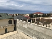 Satılır 4 otaqlı 460 m2 bağ evi Novxanı