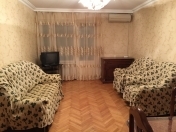 İcarəyə verilir 3 otaqlı 67 m2 köhnə tikili 28 may