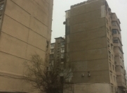 Satılır 3 otaqlı 70 m2 köhnə tikili Yasamal r.