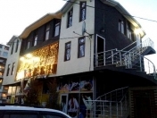 İcarəyə verilir 8 otaqlı 300 m2 obyekt Həzi Aslanov m.