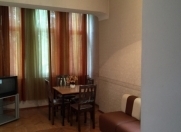 İcarəyə verilir 2 otaqlı 50 m2 köhnə tikili Nəriman Nərimanov m.