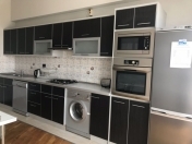 İcarəyə verilir 3 otaqlı 147 m2 yeni tikili 28 may