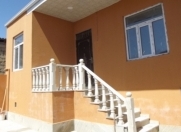 Satılır 2 otaqlı 89 m2 həyət evi Binəqədi
