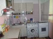 Satılır 1 otaqlı 35 m2 köhnə tikili Memar Əcəmi m.