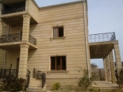 Satılır 8 otaqlı 300 m2 villa Buzovna