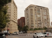 Satılır 4 otaqlı 192 m2 yeni tikili Heydər Əliyev Mərkəzi