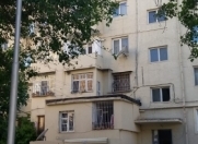 Satılır 3 otaqlı 100 m2 köhnə tikili Badamdar