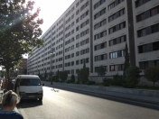 Satılır 2 otaqlı 52 m2 köhnə tikili Ayna Sultanova heykəli