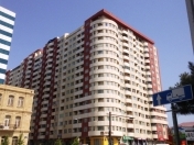 İcarəyə verilir 3 otaqlı 135 m2 yeni tikili Gənclik m.