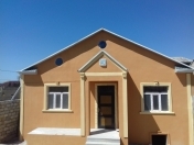 Satılır 3 otaqlı 95 m2 həyət evi Binə