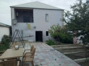 Satılır 3 otaqlı 200 m2 bağ evi Əhmədli m.