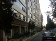 Satılır 2 otaqlı 75 m2 köhnə tikili İçəri Şəhər m.