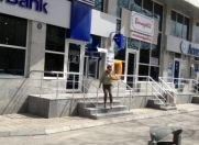 İcarəyə verilir 4 otaqlı 165 m2 obyekt Bakı Dövlət Universiteti