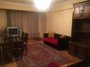 İcarəyə verilir 2 otaqlı 60 m2 köhnə tikili Səməd Vurğun parkı